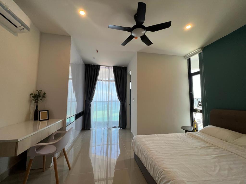 Kota Kinabalu City Centre @ The Shore By Casa Yolo Exterior photo