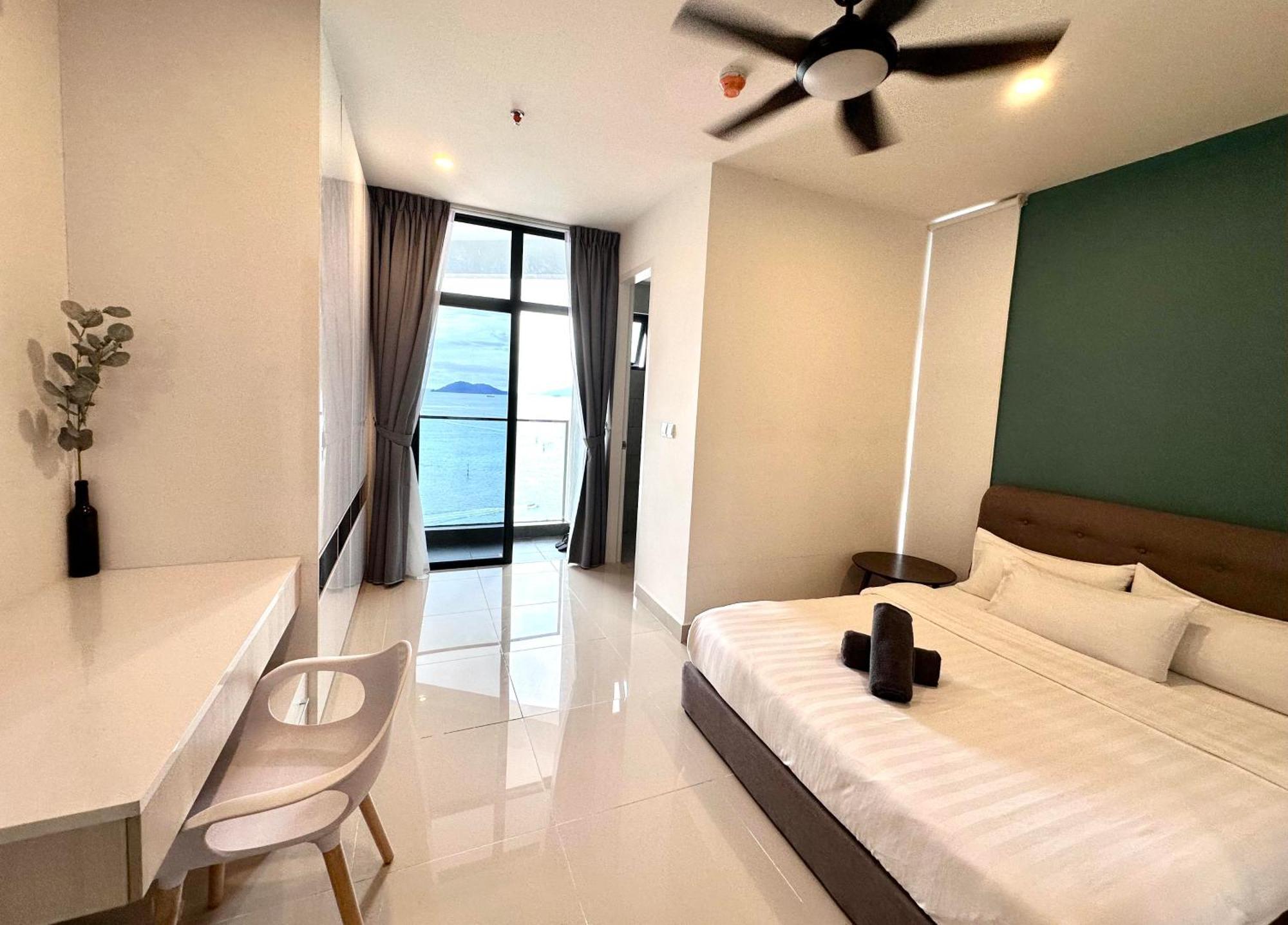 Kota Kinabalu City Centre @ The Shore By Casa Yolo Exterior photo