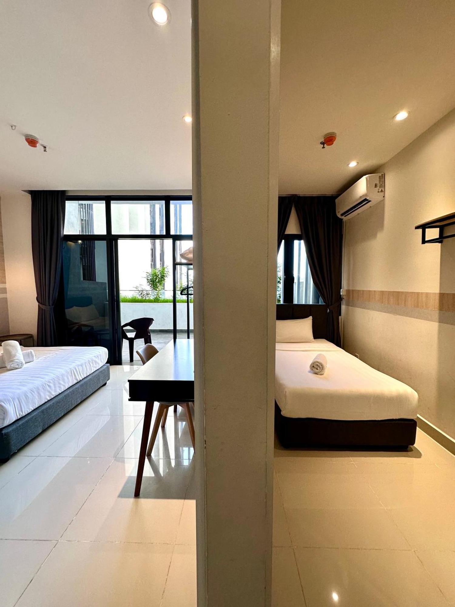 Kota Kinabalu City Centre @ The Shore By Casa Yolo Exterior photo
